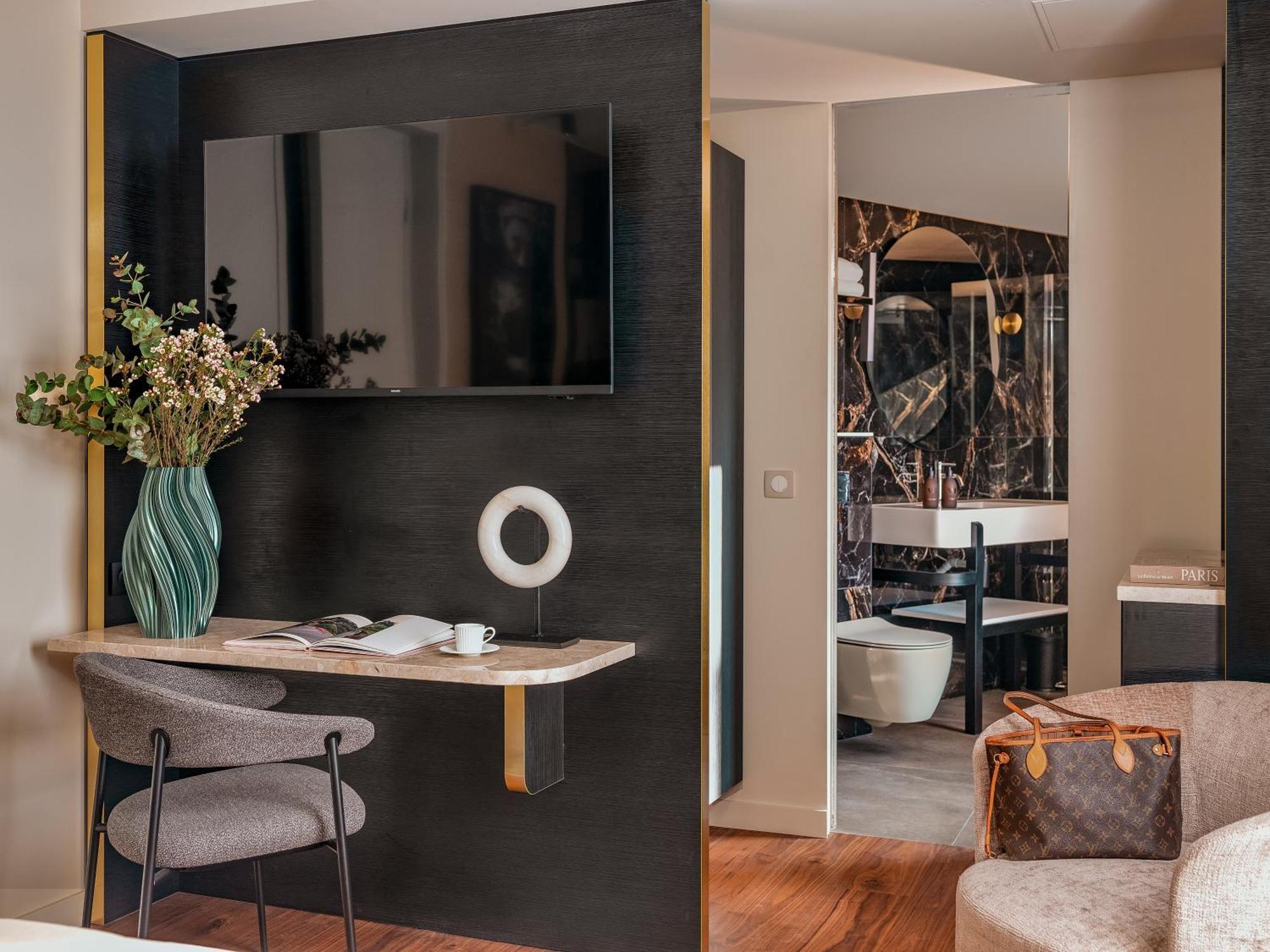 Barnett 4* Parigi
