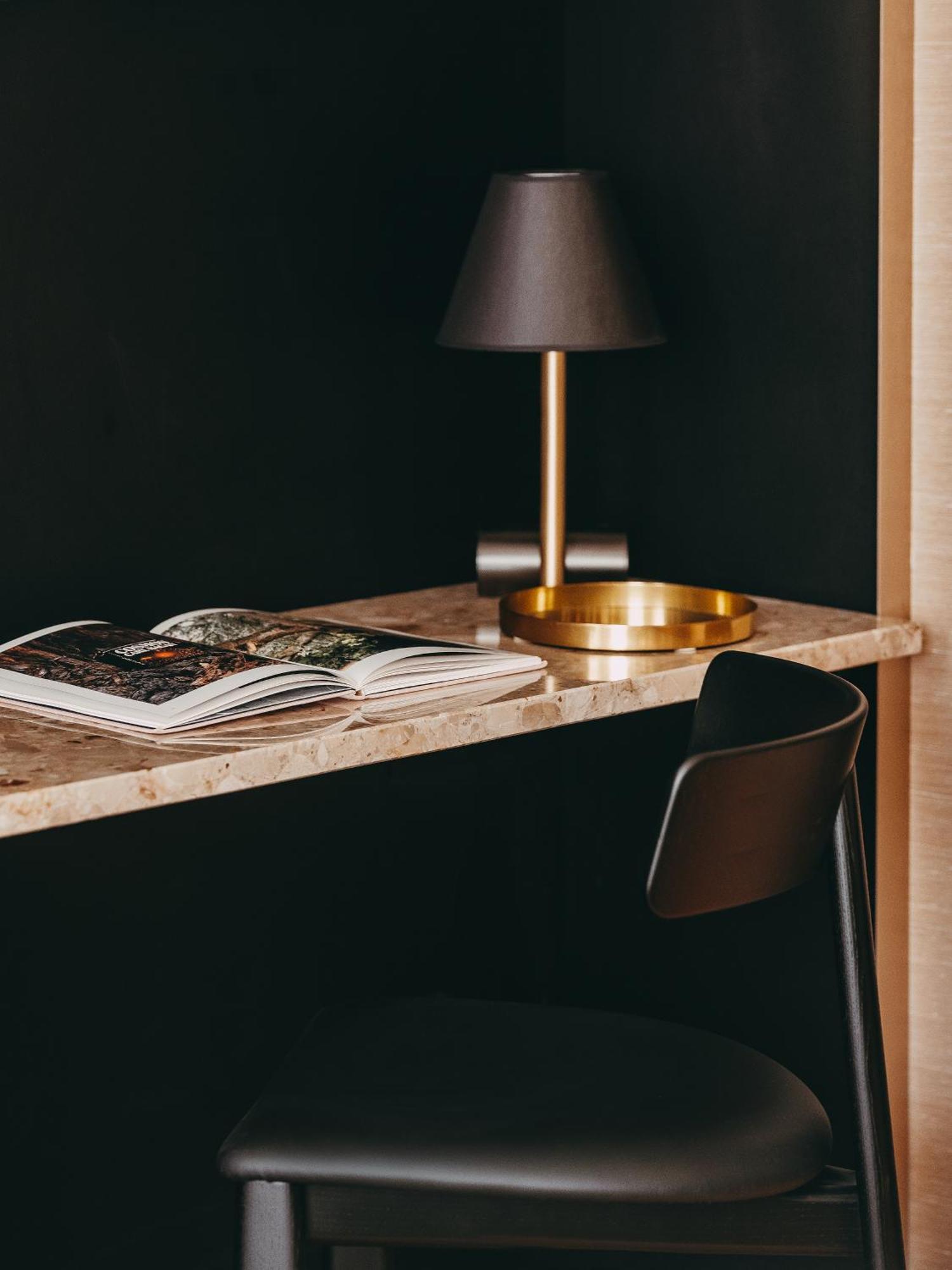 Barnett Hotel 4*